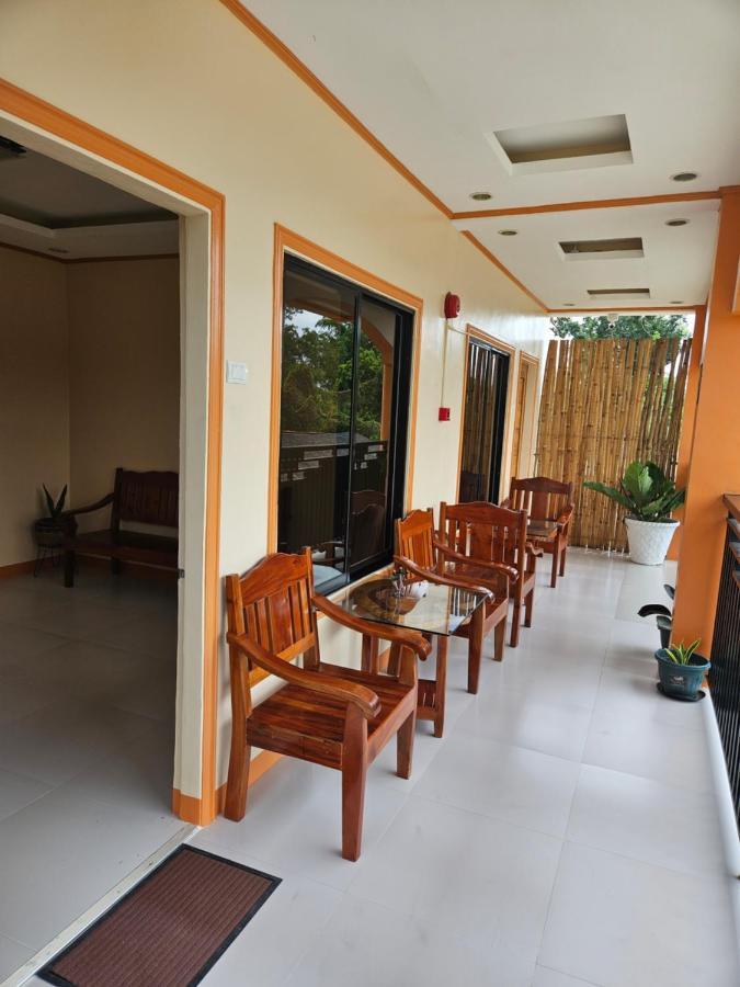 Moalboal Cay Hotel Buitenkant foto